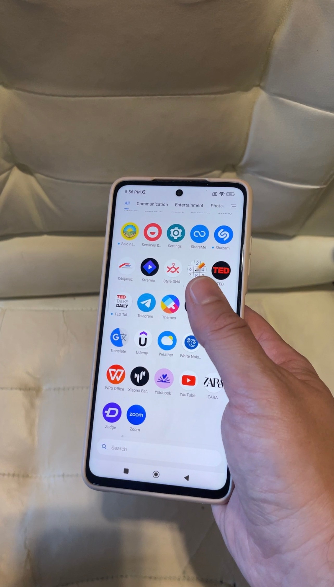 Cluttered Android Screen